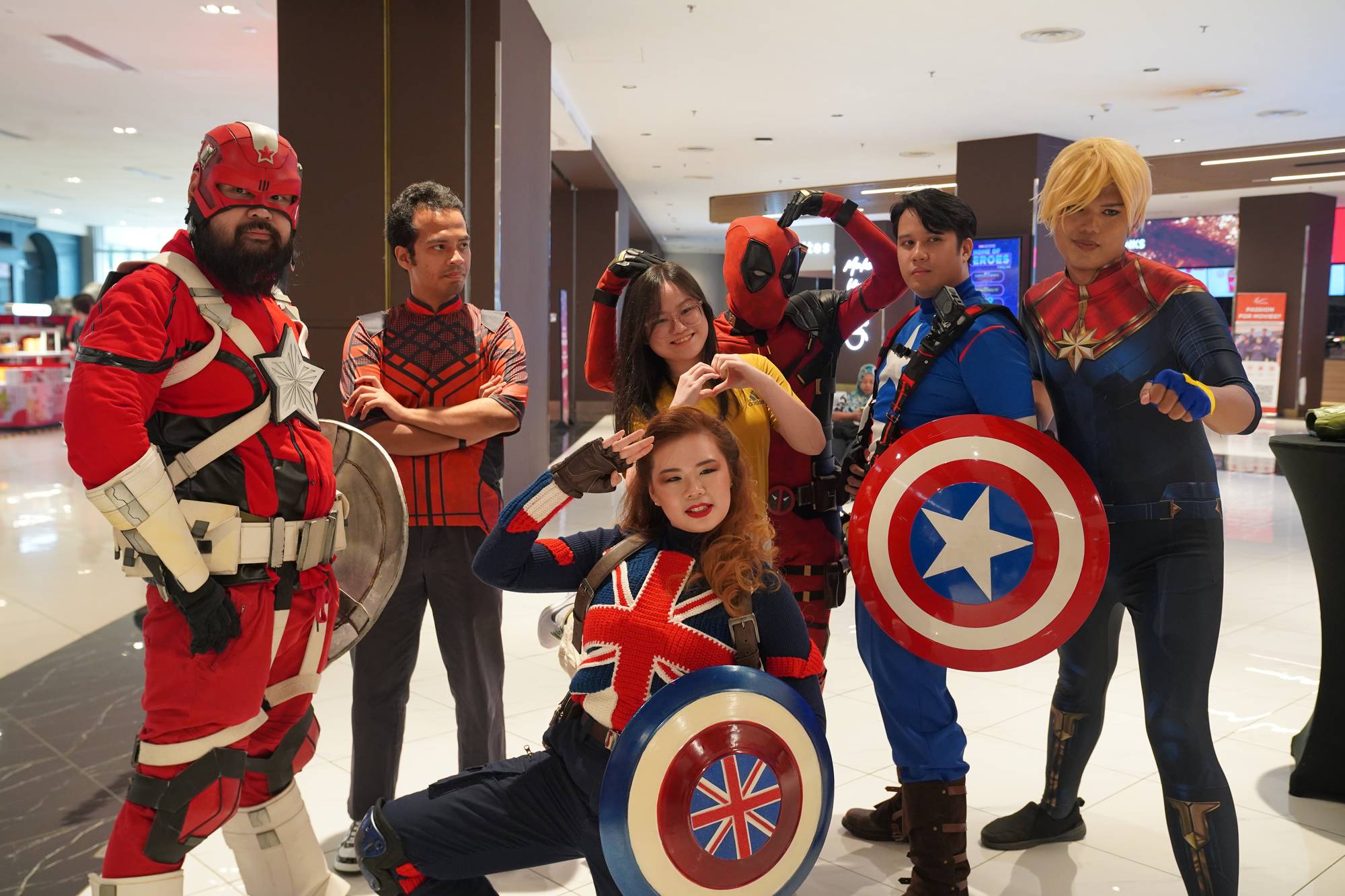 Captain Unites
