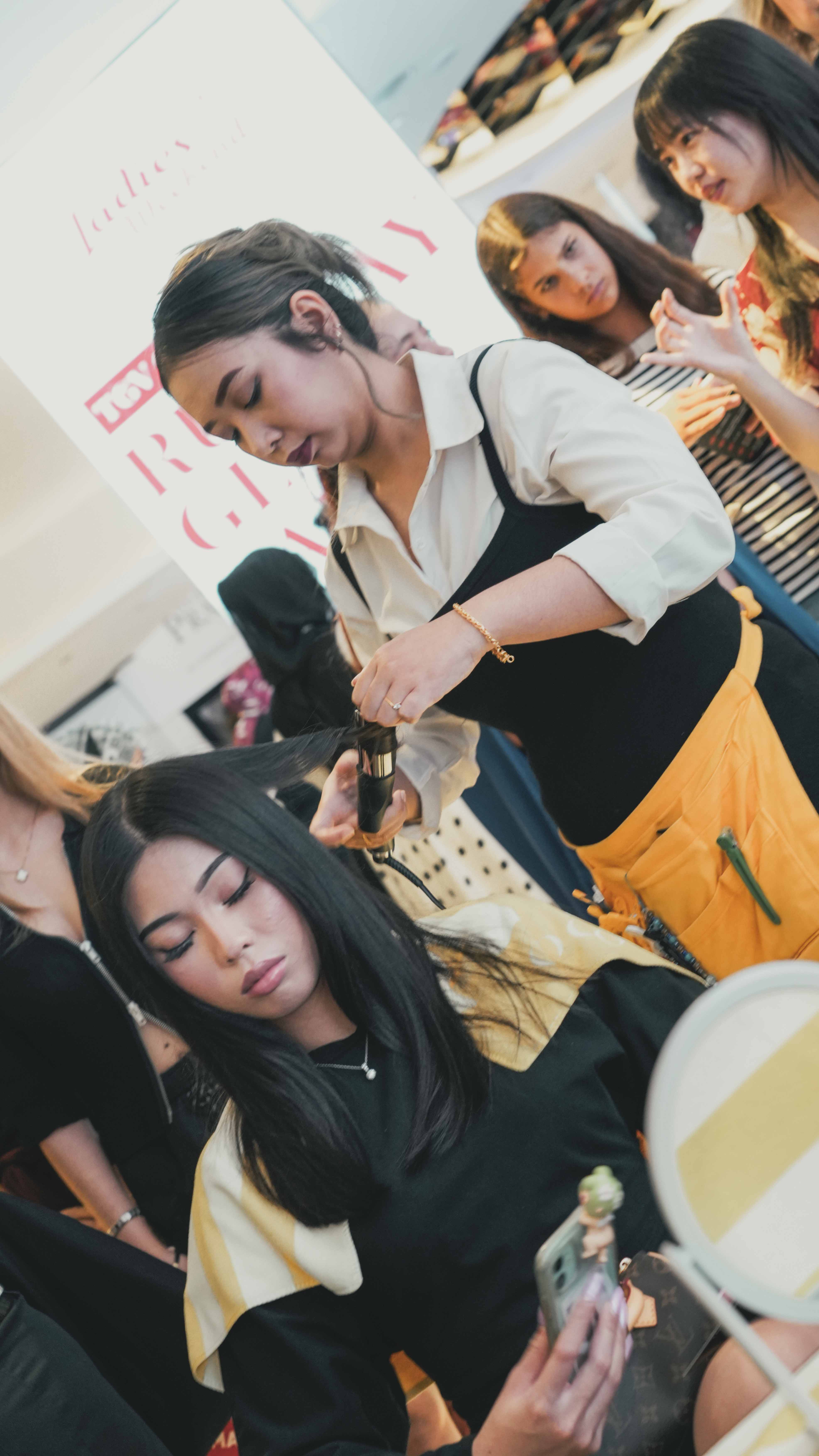 Runway Glam Party - Experience Image 9