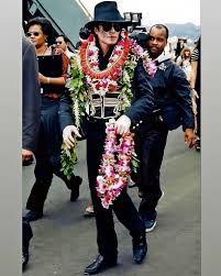 Michael Jackson at the Subang International Airport Malaysia 3 | TGV Blog