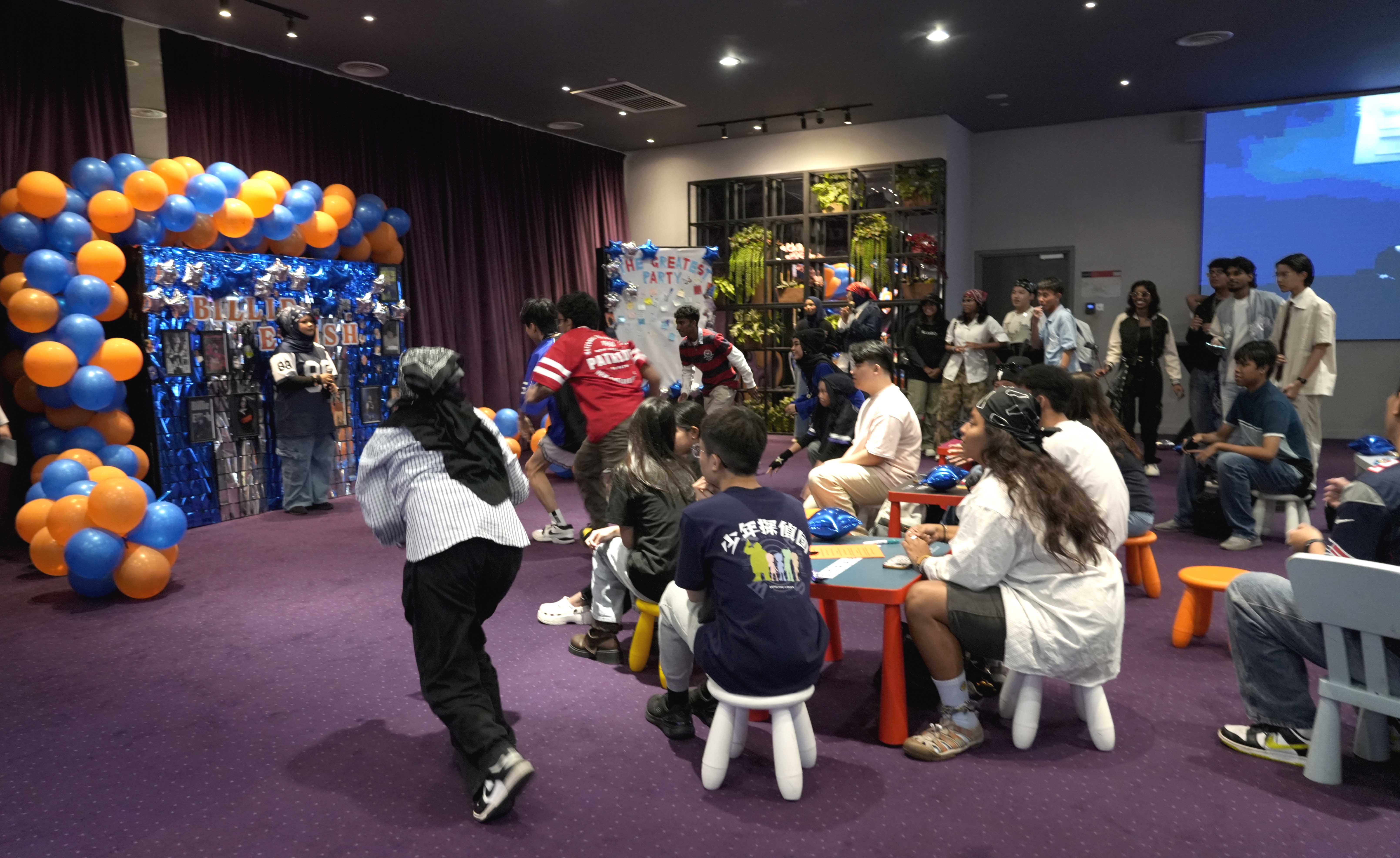 Billie Eilish HMHAS: ‘The Final Show’ Fans Party - Experience Image 22