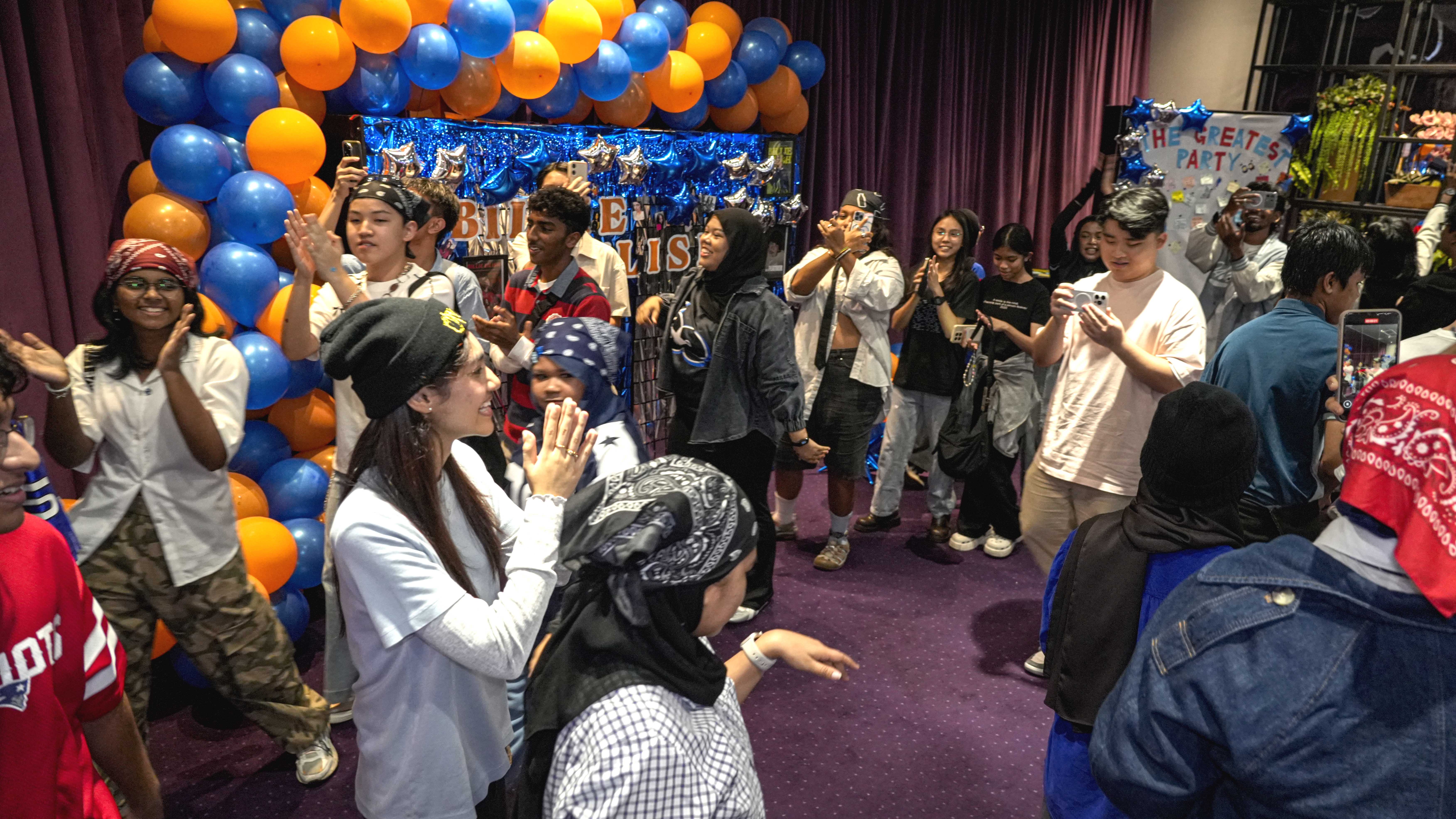 Billie Eilish HMHAS: ‘The Final Show’ Fans Party - Experience Image 29