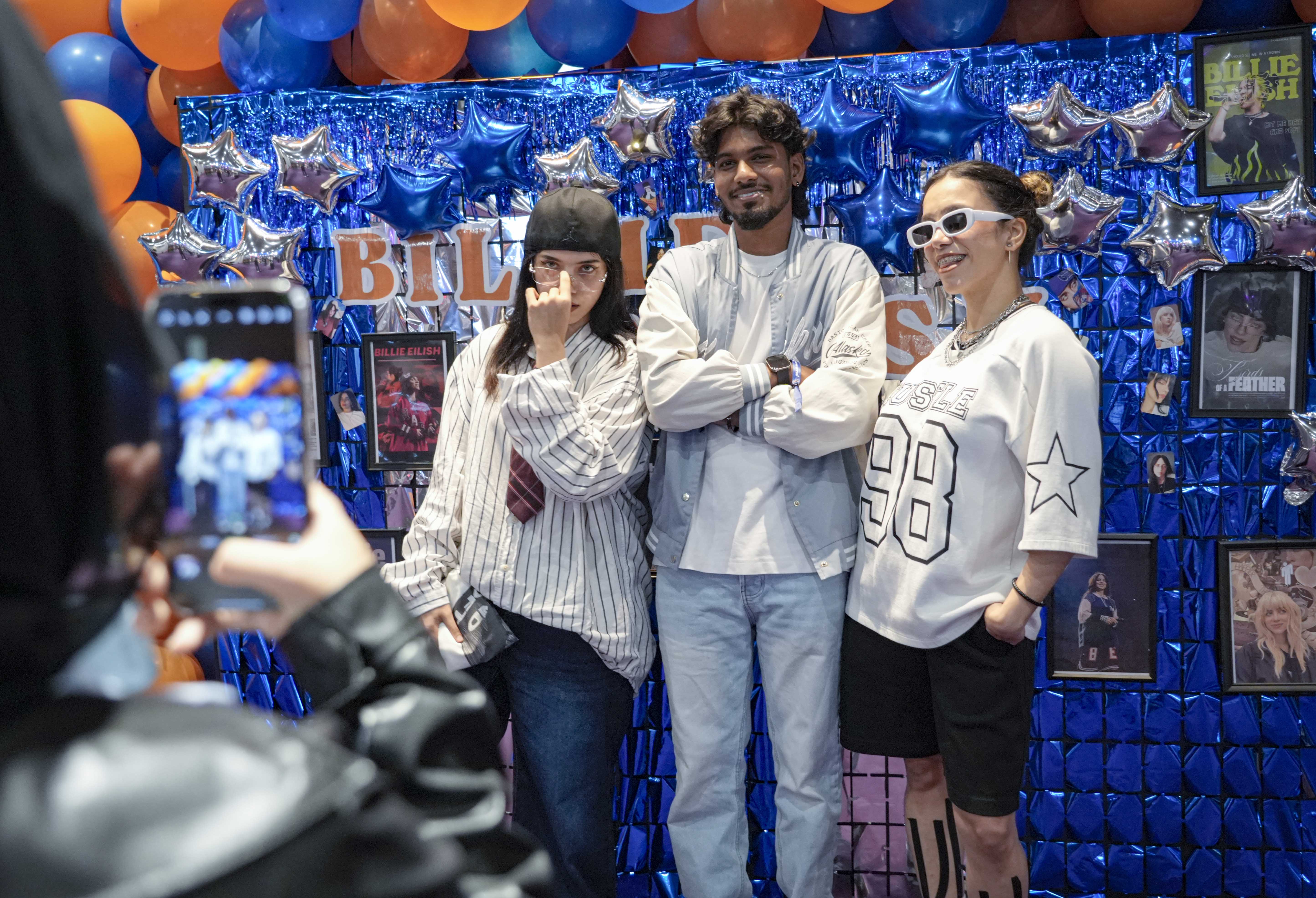 Billie Eilish HMHAS: ‘The Final Show’ Fans Party - Experience Image 57