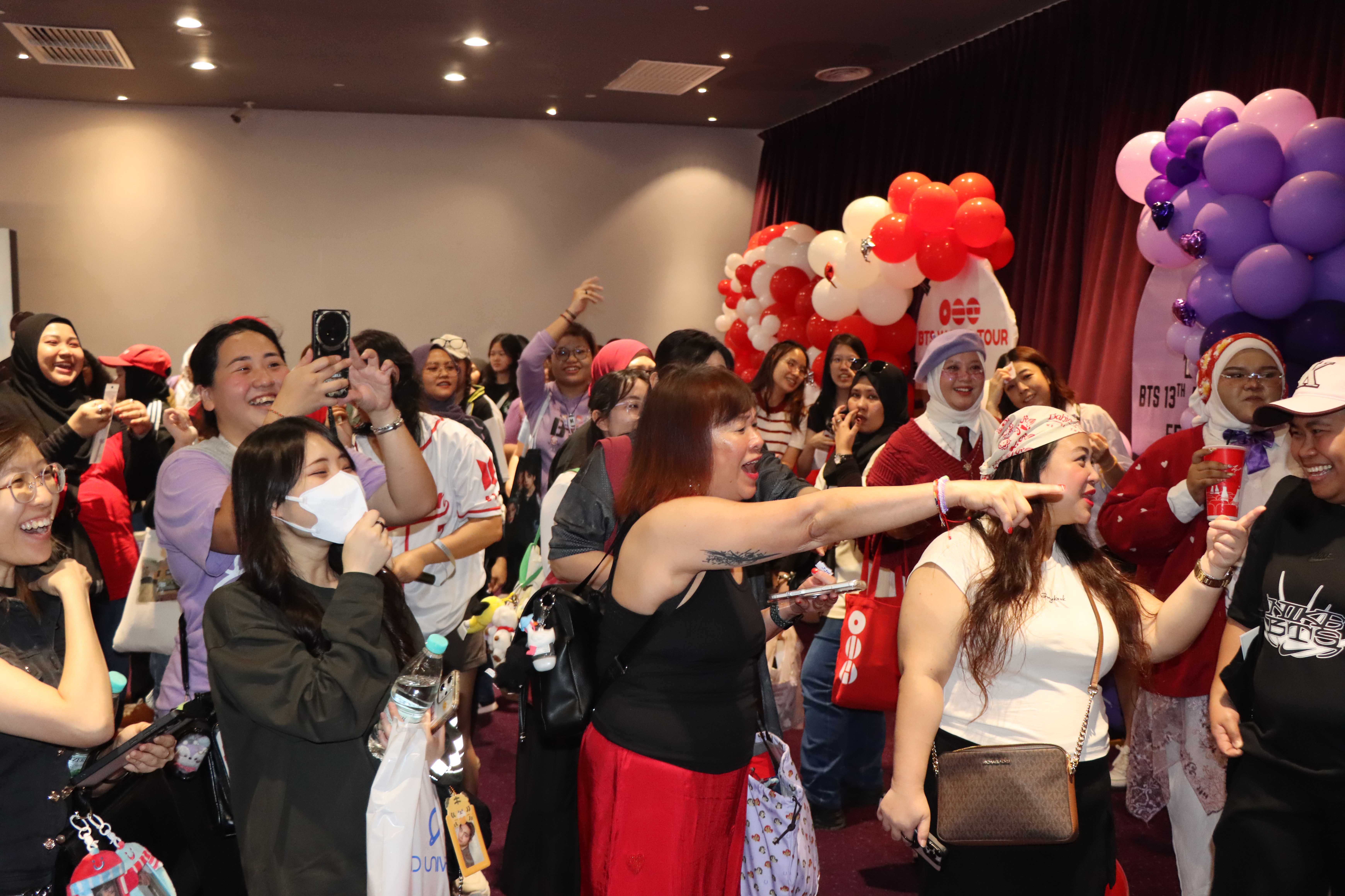 BTS World Tour Arirang : Busan - Experience Image 52
