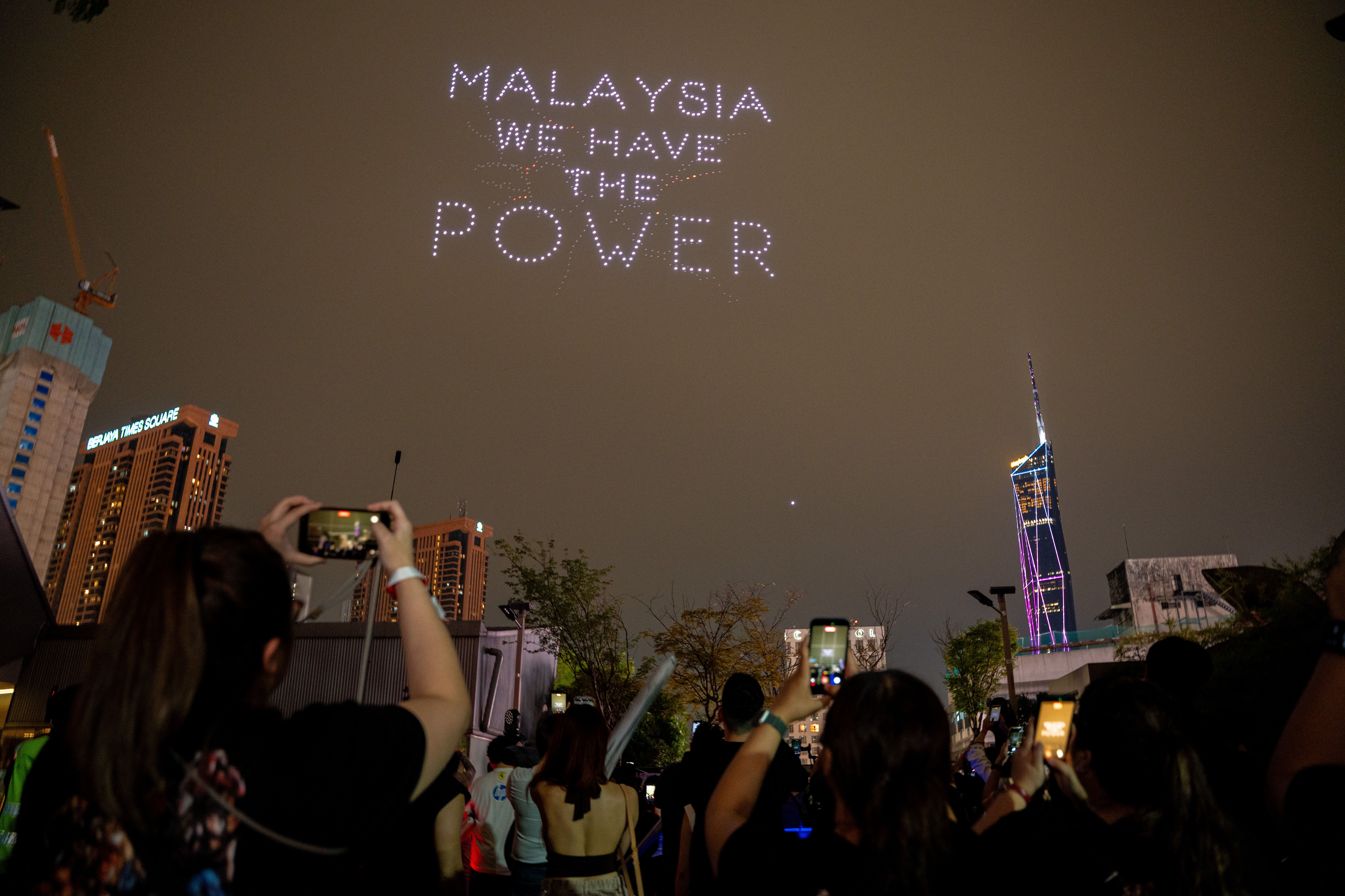 Featured Image Light Show MOTU | TGV Blog
