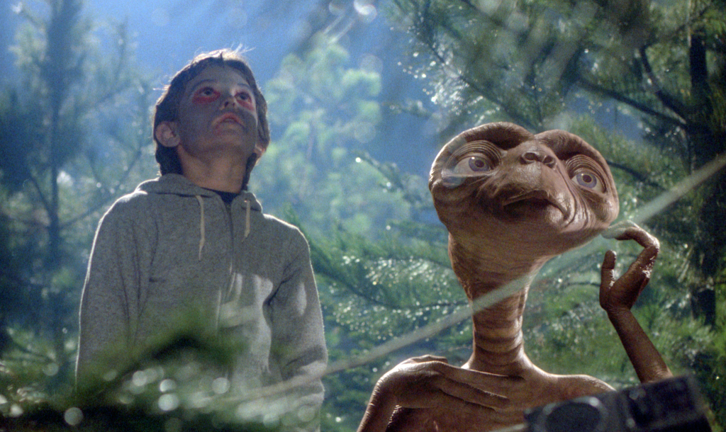 E.T. (1982) | Steven Spielberg Best Movies | TGV Blog