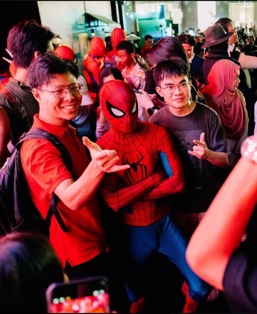 Spider-Man Cosplayers From The Light Show 3 | Spiderman Light Show KL | TGV Blog
