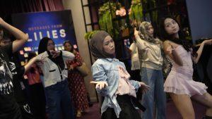 ALWAYS LALISA : LILIES & BLINKS FANS PARTY - Experience Image 27