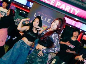 ALWAYS LALISA : LILIES & BLINKS FANS PARTY - Experience Image 25