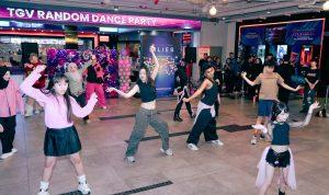 ALWAYS LALISA : LILIES & BLINKS FANS PARTY - Experience Image 26